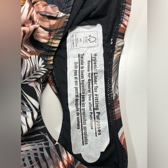 Hurley | One Piece Palm Tree Print Cross Back Swimsuit Sz XS - Picture 7 of 10